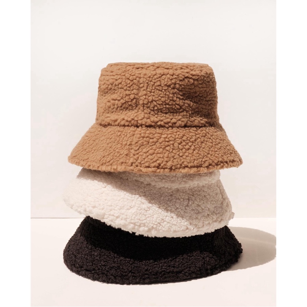 LACK OF COLOR TEDDY BUCKET HAT - CAMEL - Picture 3 of 15